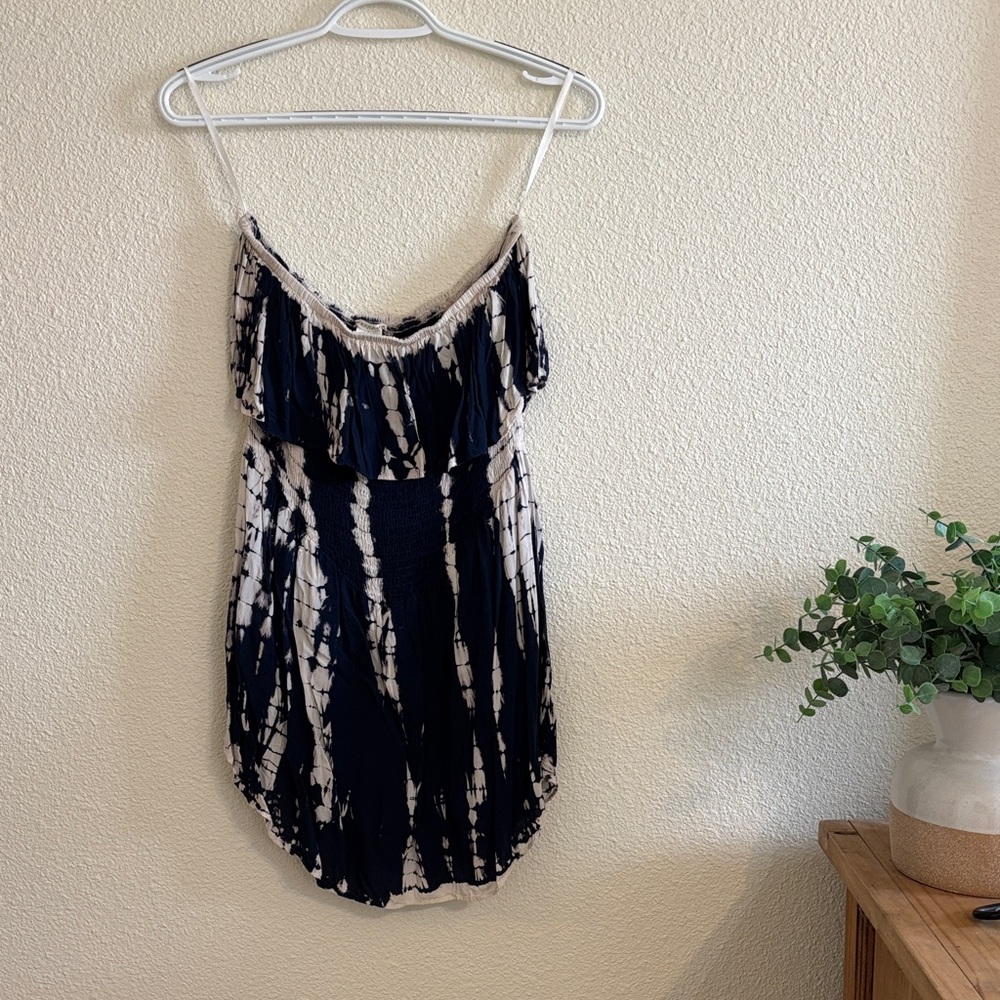 Boutique Navy and White Tie-Dye Dress with shorts
